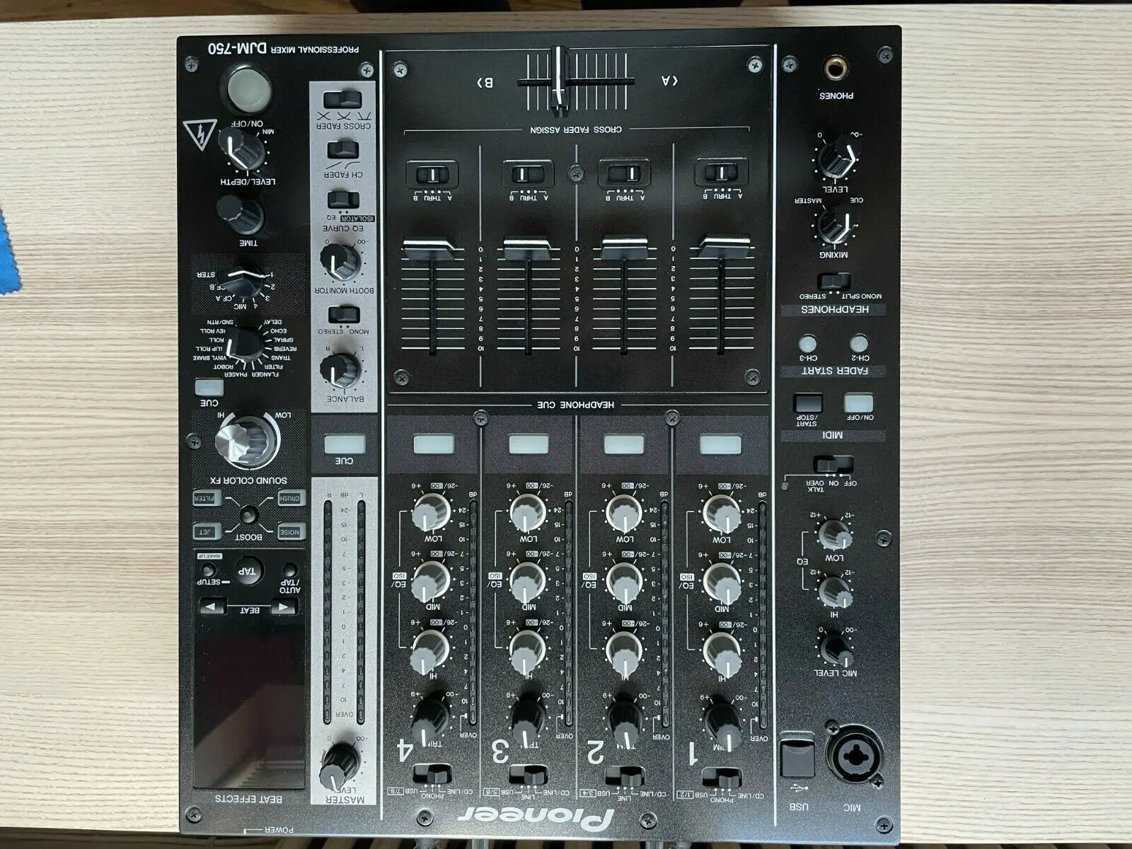 

HOT SALES Pioneers DJM-750 Professional Mixer