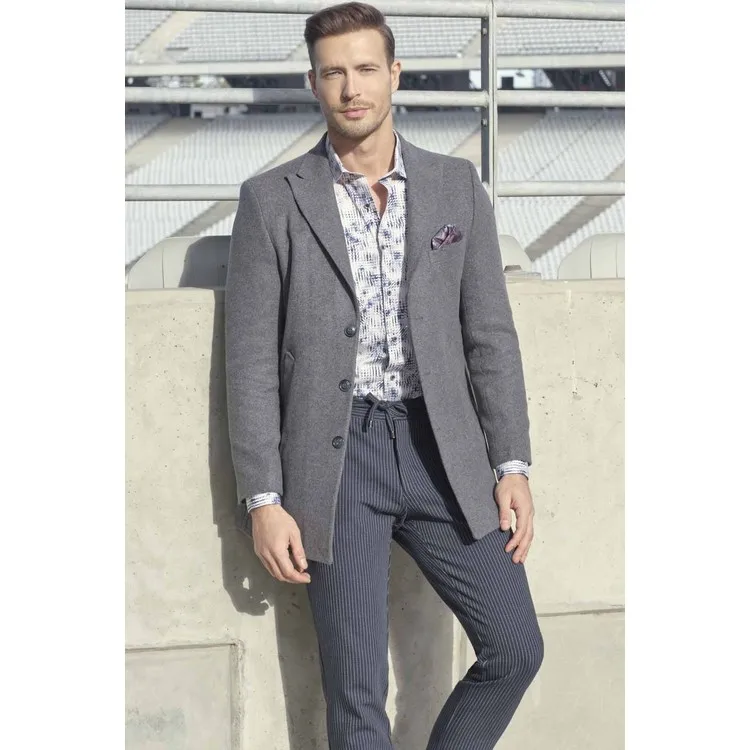 Morven Мужское темно-серое однотонное пальто Dynamic Fit повседневного кроя с острым воротником Morven Мужское темно-серое однотонное пальто Dynamic Fit повседневного кроя с острым воротником