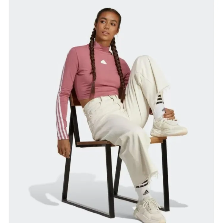 Рисунок 3 - Adidas Future Icons 3-полосатая