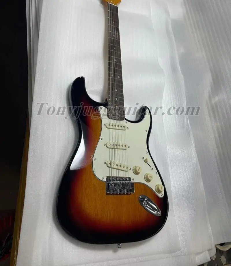 

Custom shop sunburst st Elecric Guitar Scalloped Rosewood Fingerboard, Big Headstock, Triangle Neck Plate