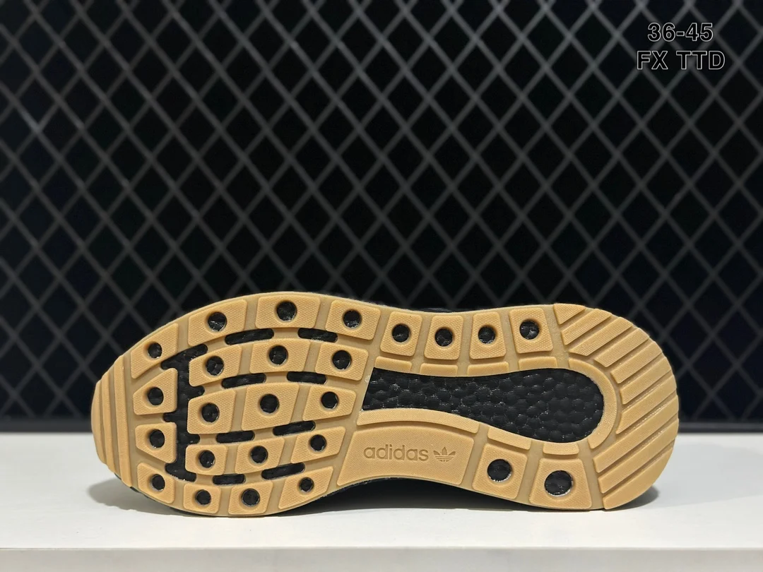 В наличии 24 часа доставкабольшой брендКроссовки