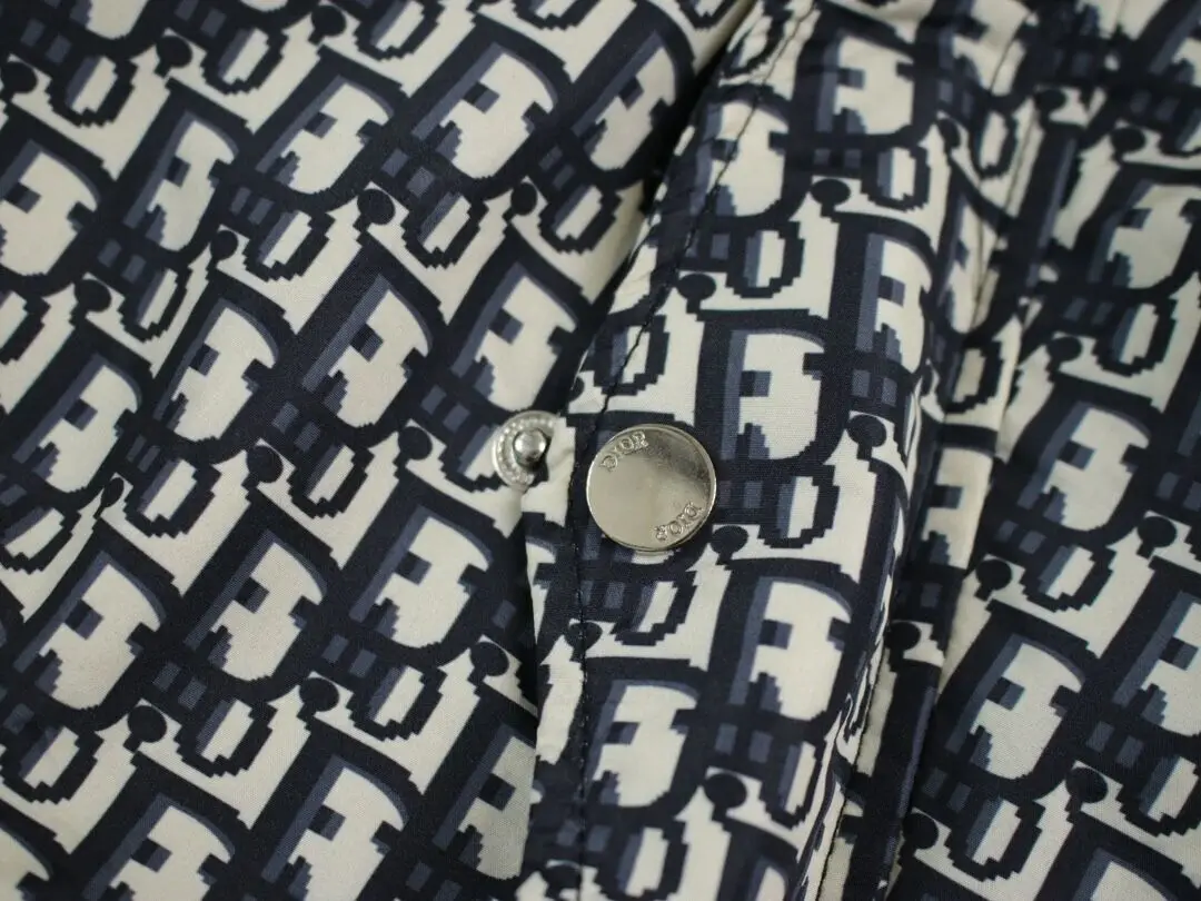 Спортивная ветрозащитная куртка легкая воздухопроницаемая многофункциональная