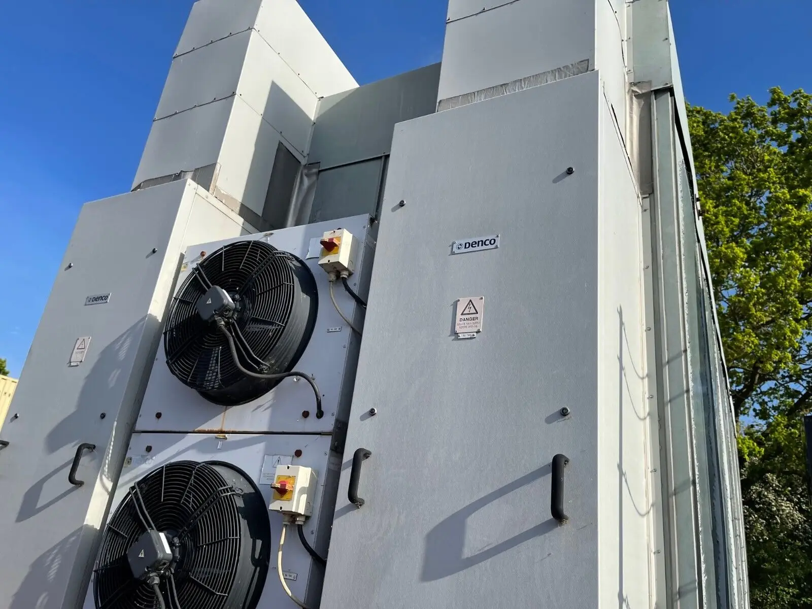 Рисунок 4 - Крипто-Майнер с контейнером для кондиционера 20 дюймов