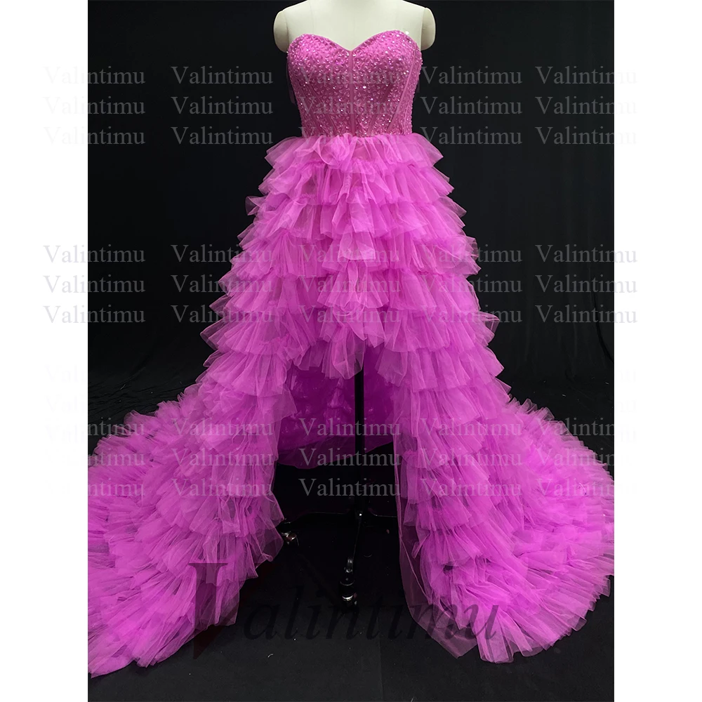 Рисунок 2 - Вечернее платье без бретелек с бусинами