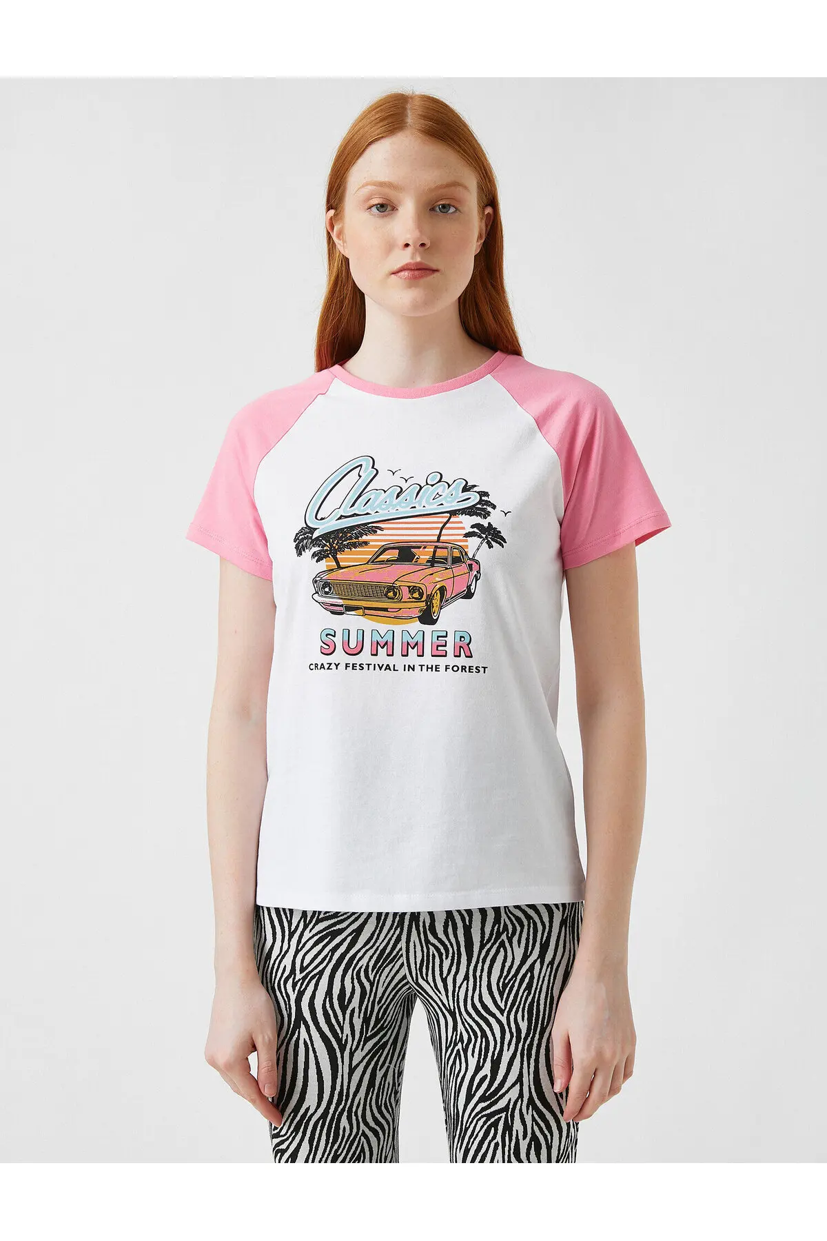 Короткая обычная футболка с девизом Koton для женщин