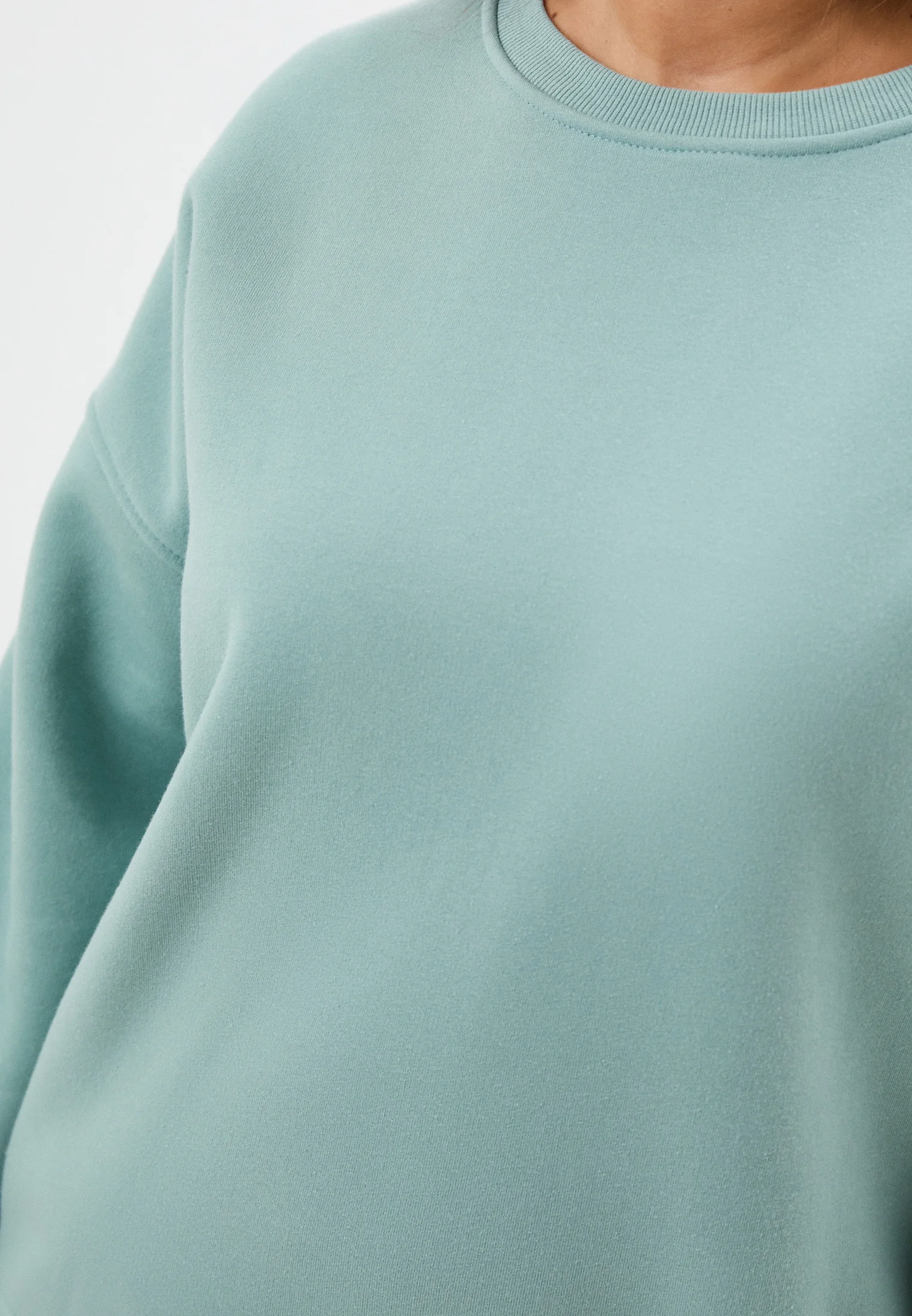 Женский спортивный однотонный пуловер свитшот флисовый оверсайз