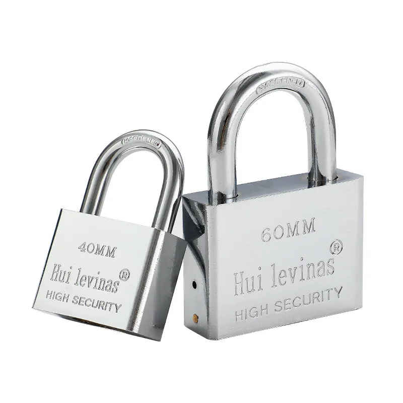 Дверь хранилища открыта подвешен цельнометаллический стержень сейф для