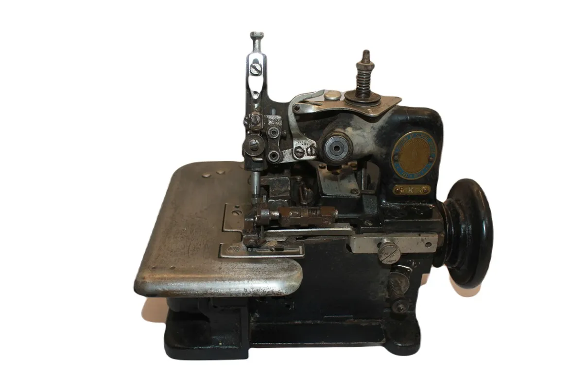 1951 VINTAGE SINGER 81K73 OVERLOCKING SEWING MACHINE 100th Anniversary Product