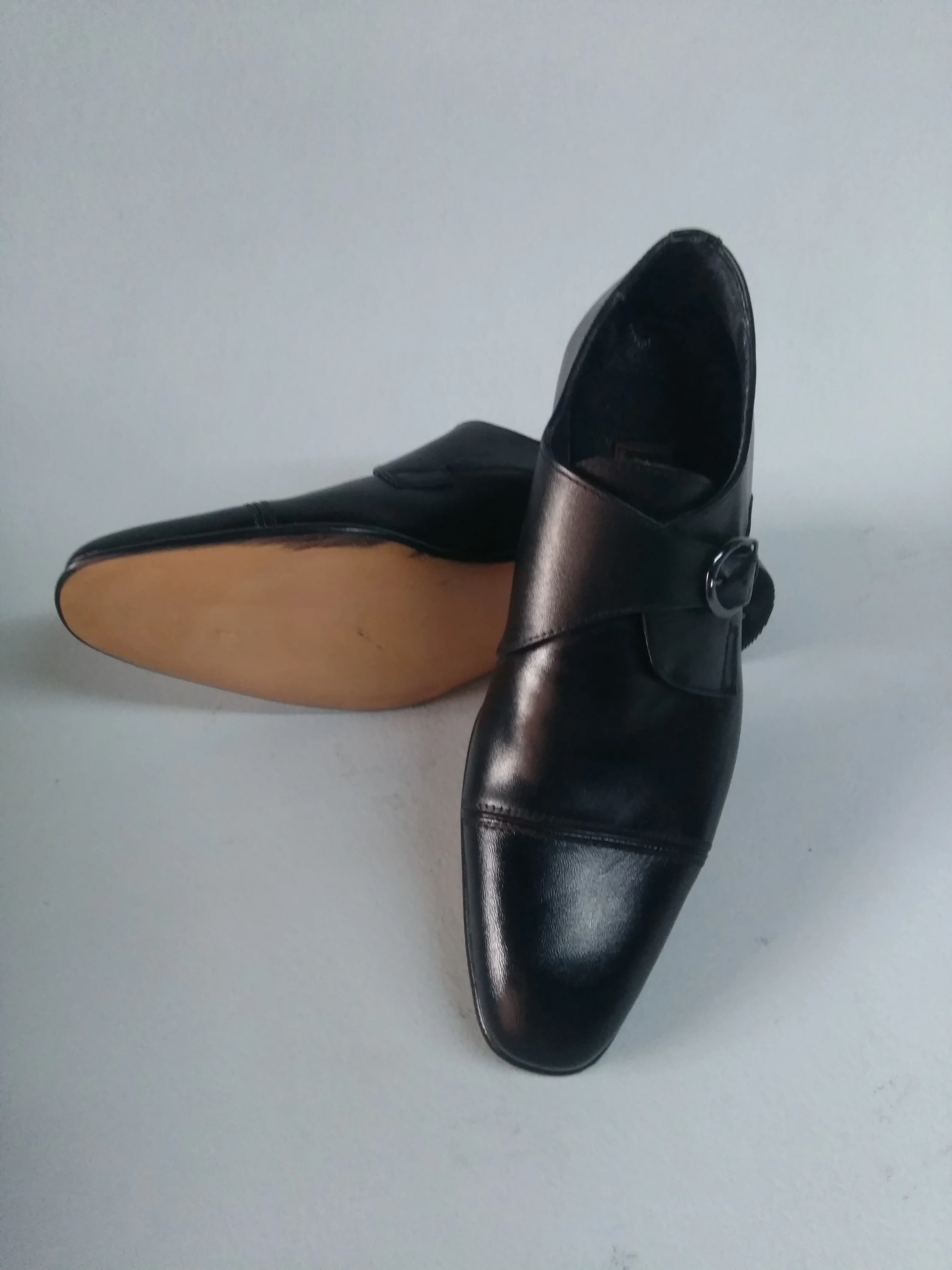 

Классические туфли ручной работы из натуральной кожи, лоферы, Повседневная коллекция 2023, мягкие черные туфли, удобная обувь, европейский ра...