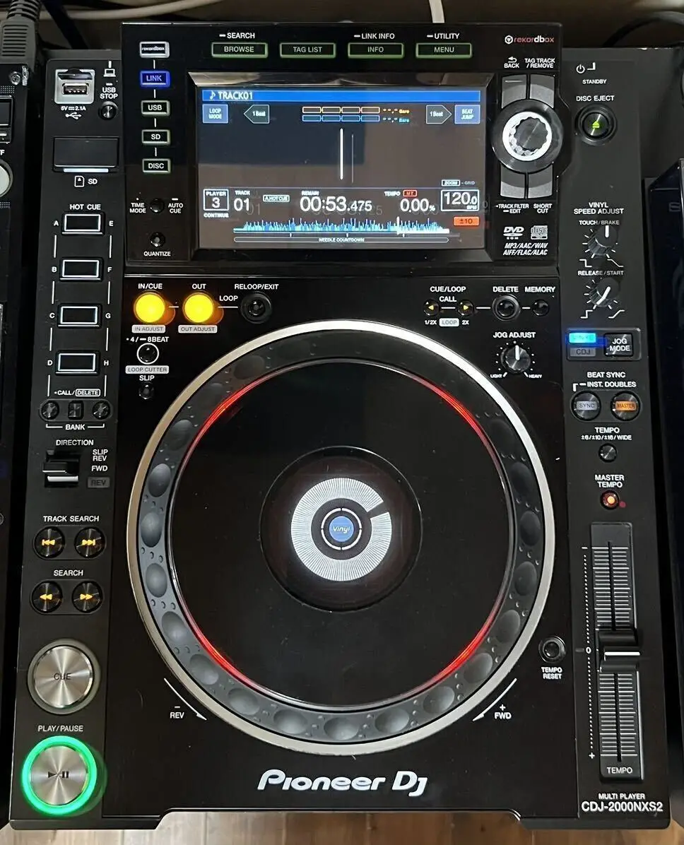 

Продажа до конца года технические Профессиональные DJ мультиплееры CDJ2000 NXS2 Nexus превосходные