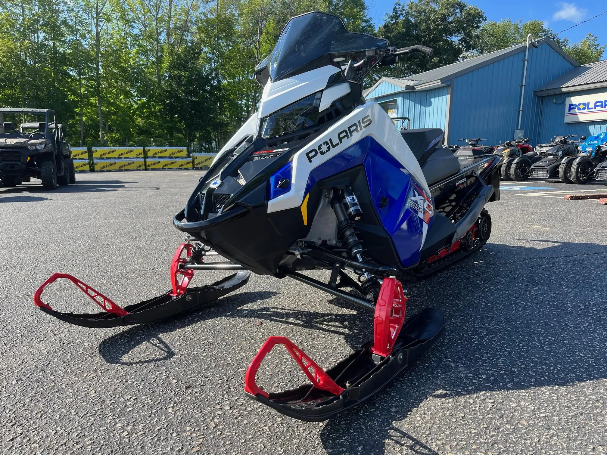 

Большая скидка, продажа 2023 POLARIS 850 SWITCHBACK XC 146