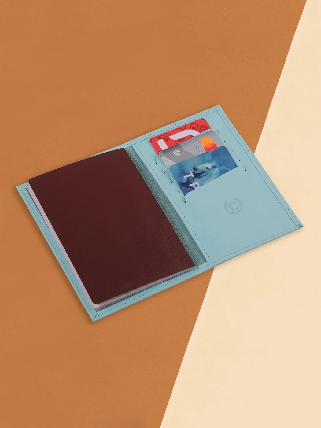 Рисунок 4 - Обложка для паспорта