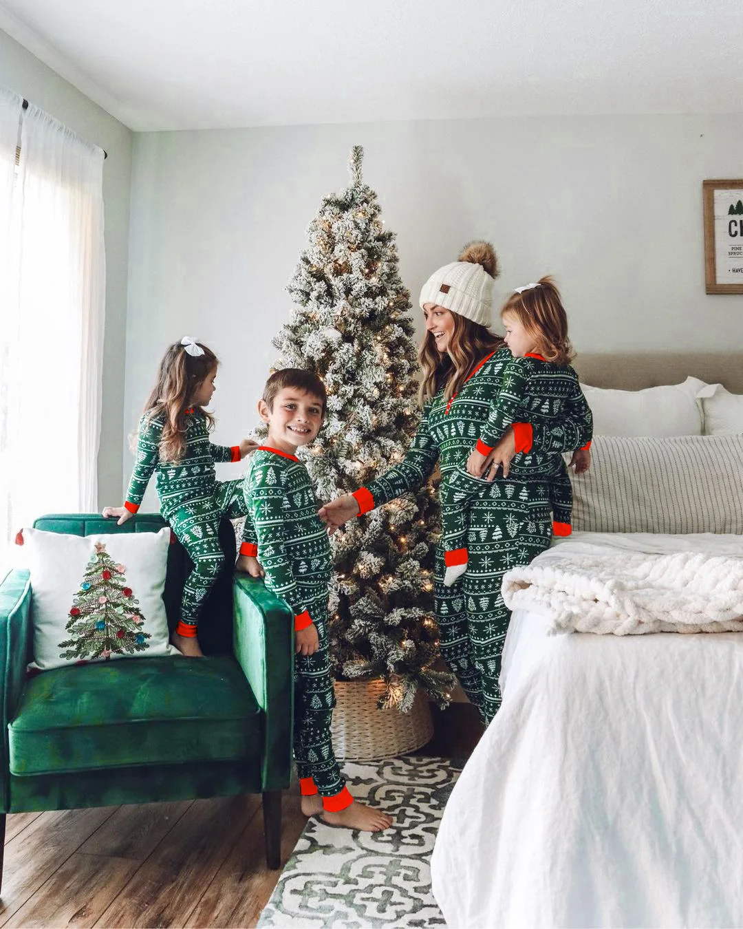

Xmas 2023 New Family Matching Pajamas Set Christmas Mother Father Kids Clothing Sets Family Look Suit Sleepwear Baby Bodysuit