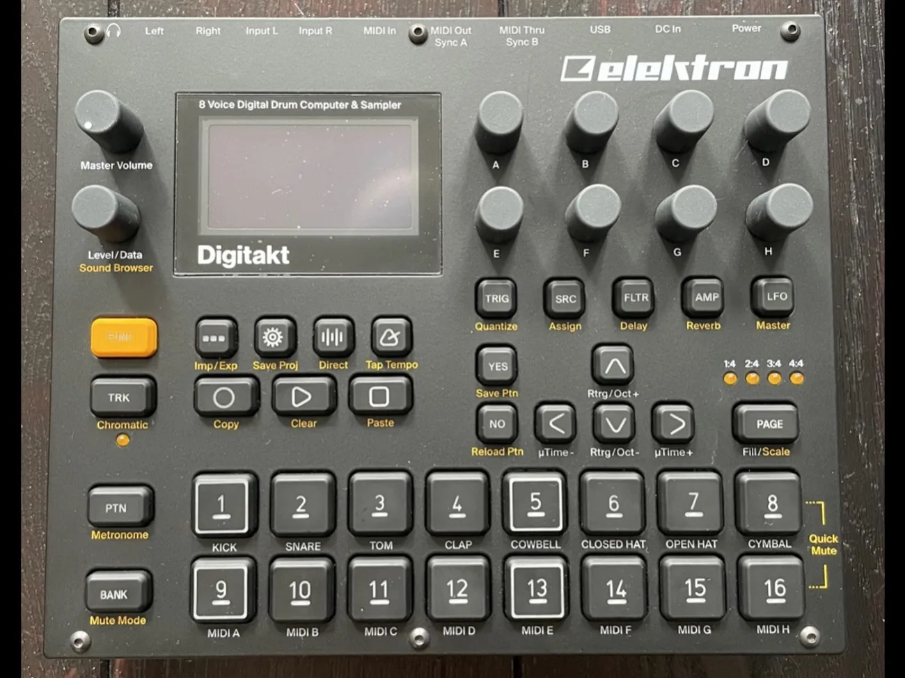 

HIGH QUALITY ON Elektron Digitakt 8-voice Drum Computer and Sampler