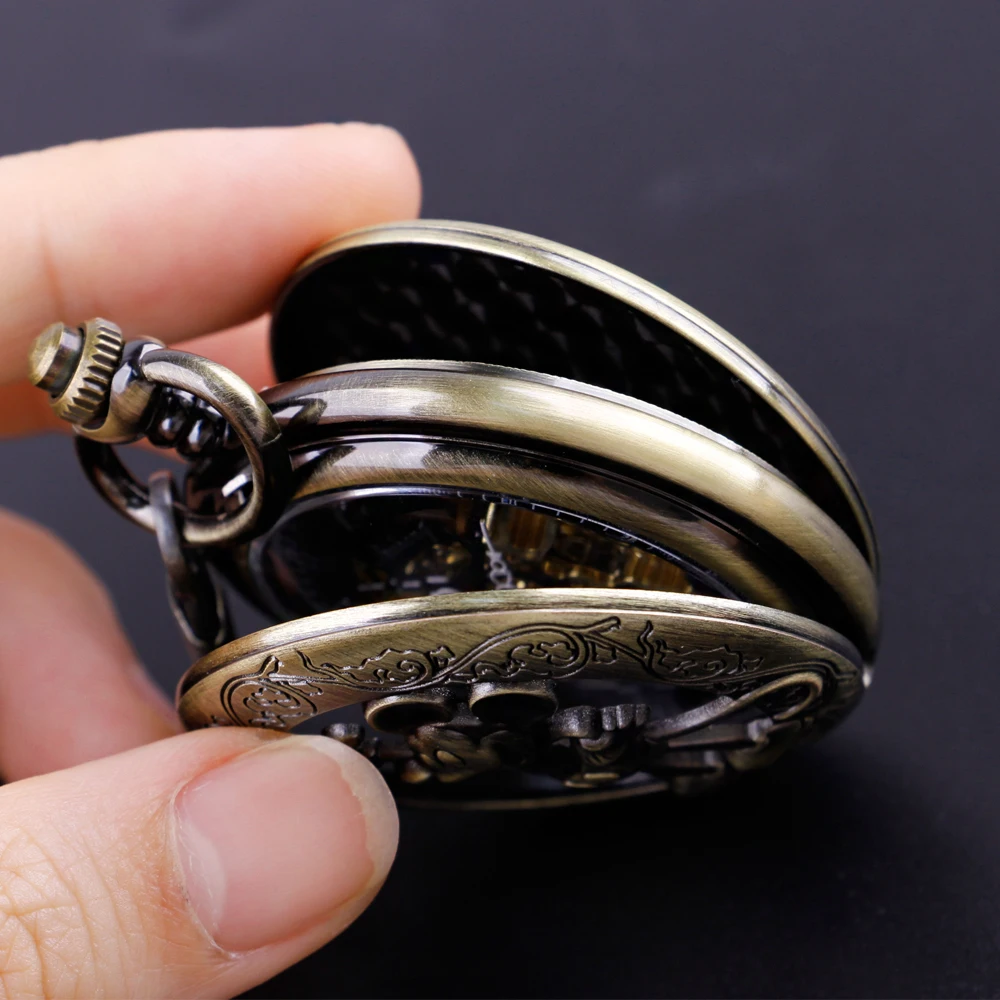 2022 New Hot Sale Vintage Quartz Pocket Watch Mouse Steampunk Unisex Fashion Quartz Pocket Clock For Men Women Gift