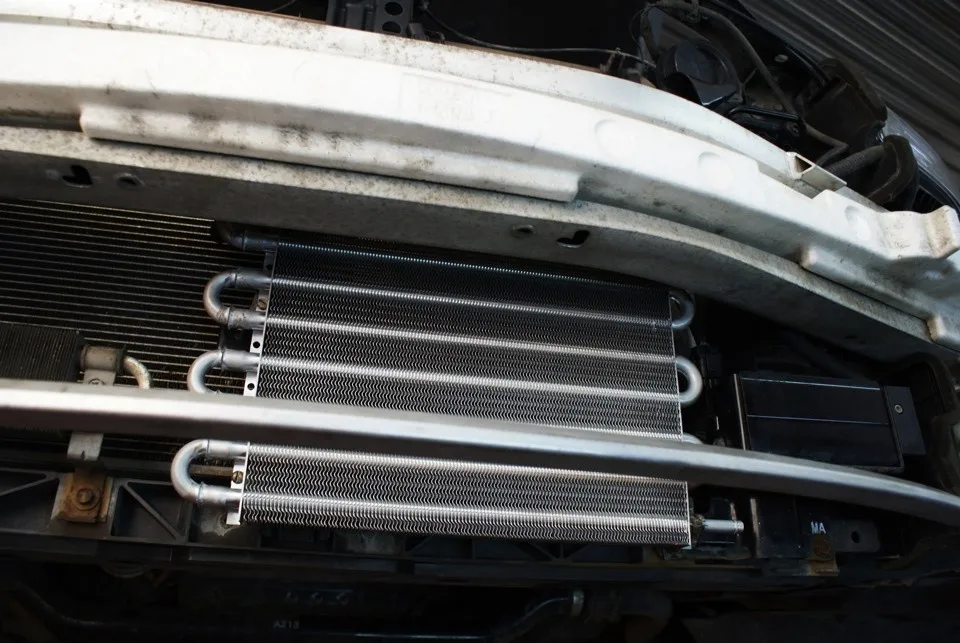 Дополнительный радиатор акпп пассат б6. Установка дополнительного радиатора на акпп. Гольф 4 доп радиатор акпп. Охлаждение акпп тойота рав 4. Доп радиатор акпп ауди а6 с5 2.