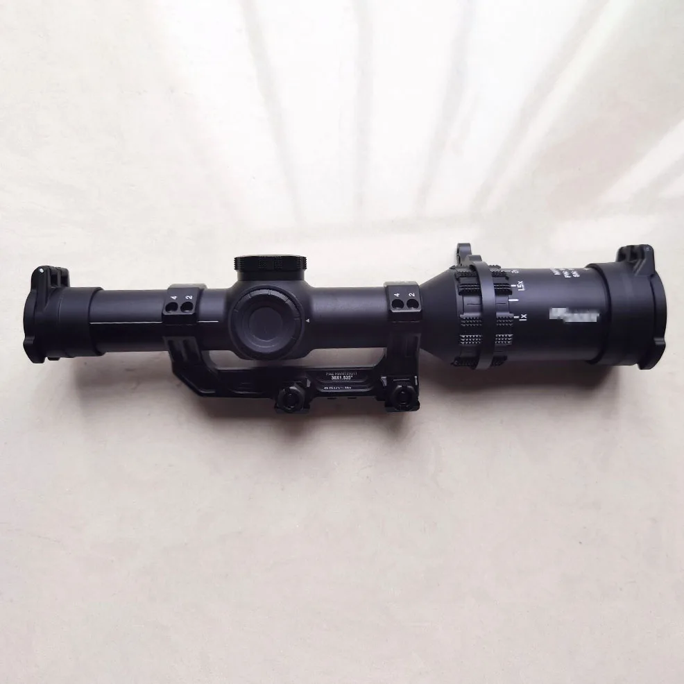 

Tactical Rifle Hunting Sight Nitrogen Filled Full Optics Spotting Scope TANGO 6T DVO 1-6X24mm & ALPHA4 Ultralight Mount Combo