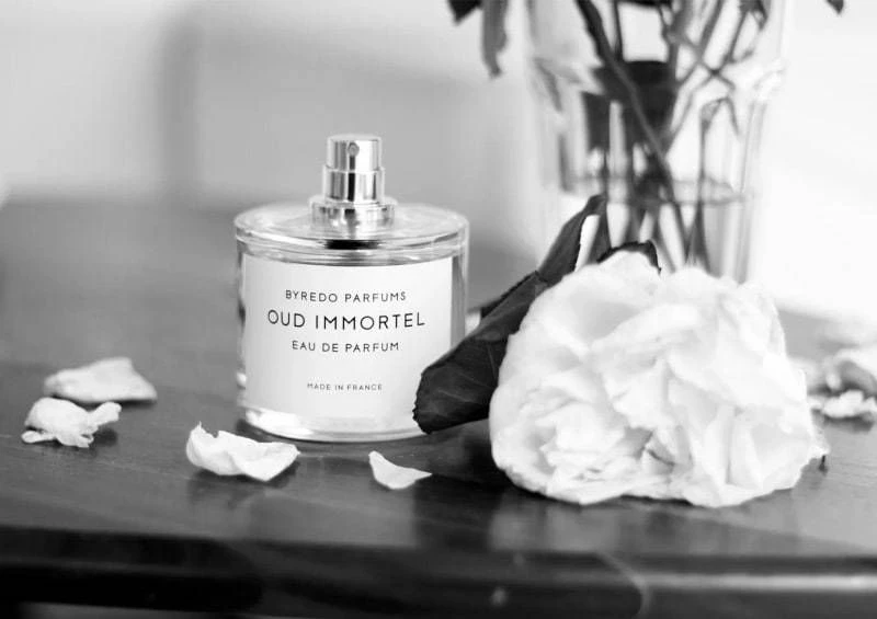 Духи byredo ароматы. Byredo oud immortel. байредо флаконы. byredo oud immortel унисекс. байредо духи женские.