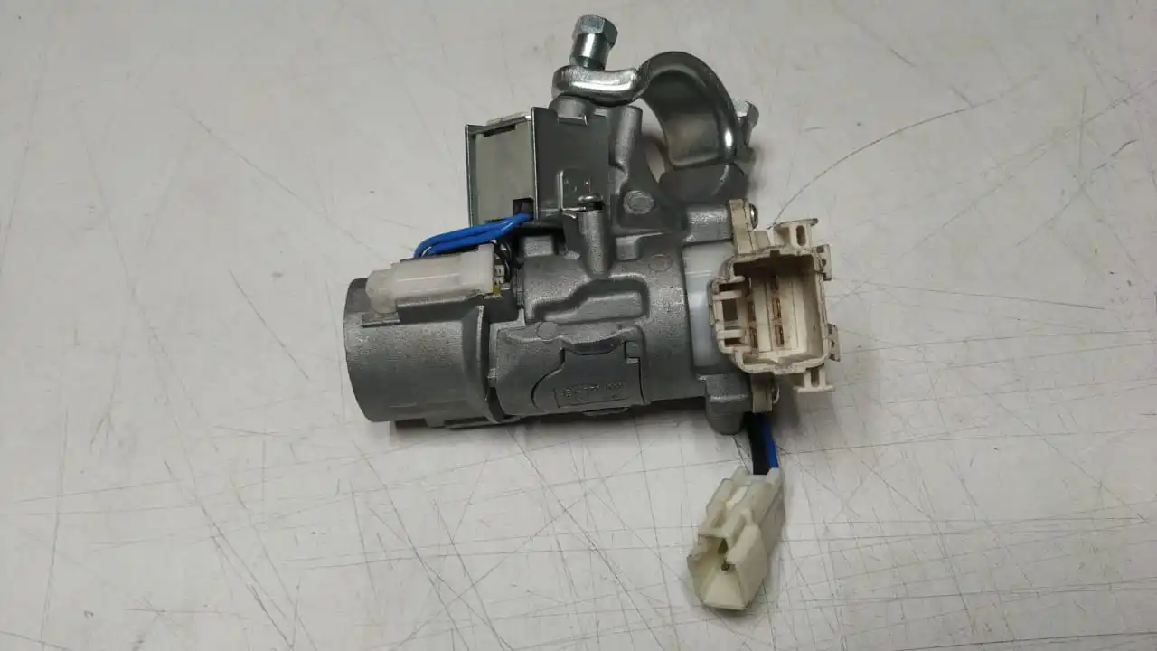 замок зажигания chery tiggo t11 t11-3704010. замок зажигания chery amulet. замок зажигания чери амулет. замок зажигания чери. замок зажигания 3704010.