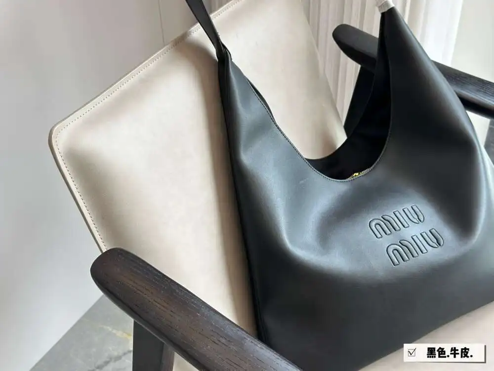 Копирование 1: 1 в стиле MIUMIU Новый кошелек K - пакеты Мышь Модный женский пакет