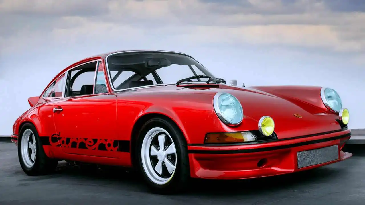 Porsche 911 красный