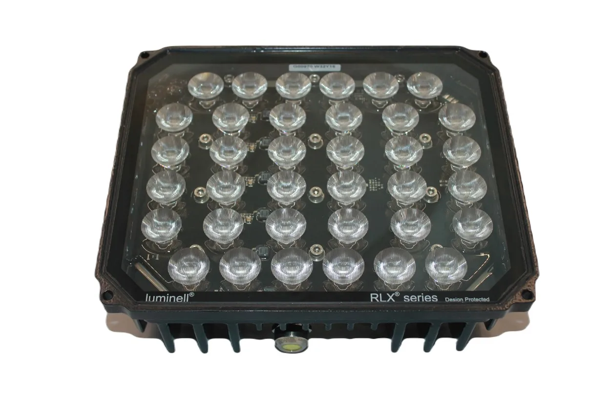 

LUMINELL RLX C Светодиодный прожектор 80WAC1 OBH 5K 1x6-13 2ABAABK LN1001871