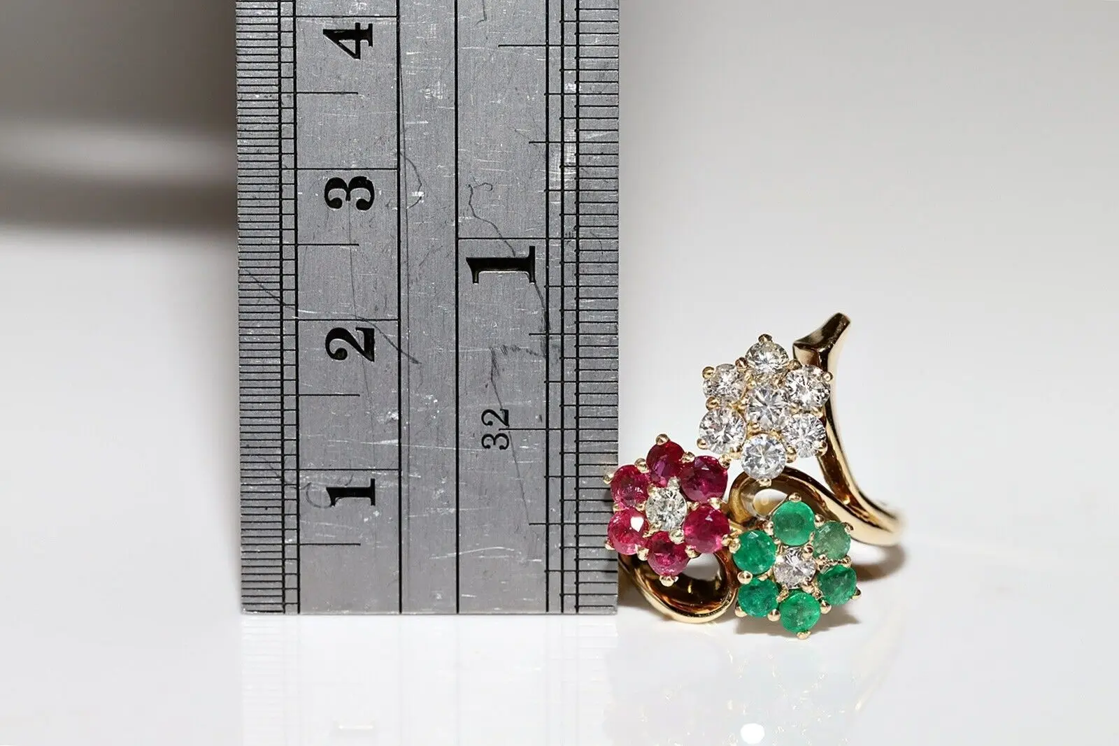 Рисунок 3 - Винтажное кольцо из 18-каратного