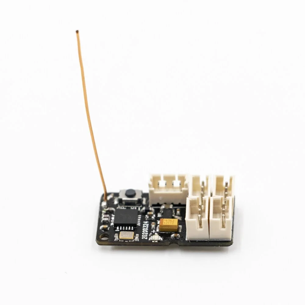 

FlySky GMR 2.4GHz 4CH AFHDS 3 Micro RC Receiver PWM Output Compatible PL18 NB4/Lite for RC Car