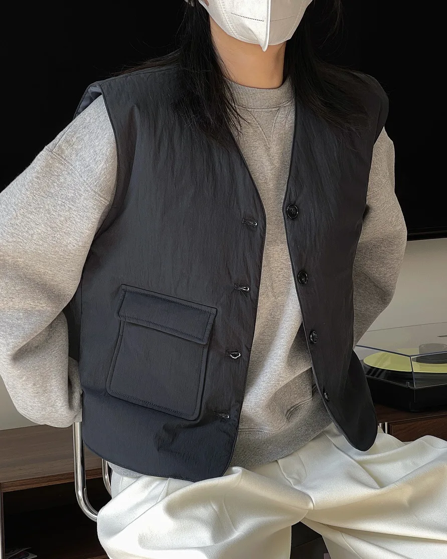woman warm fall winter vest with pocket