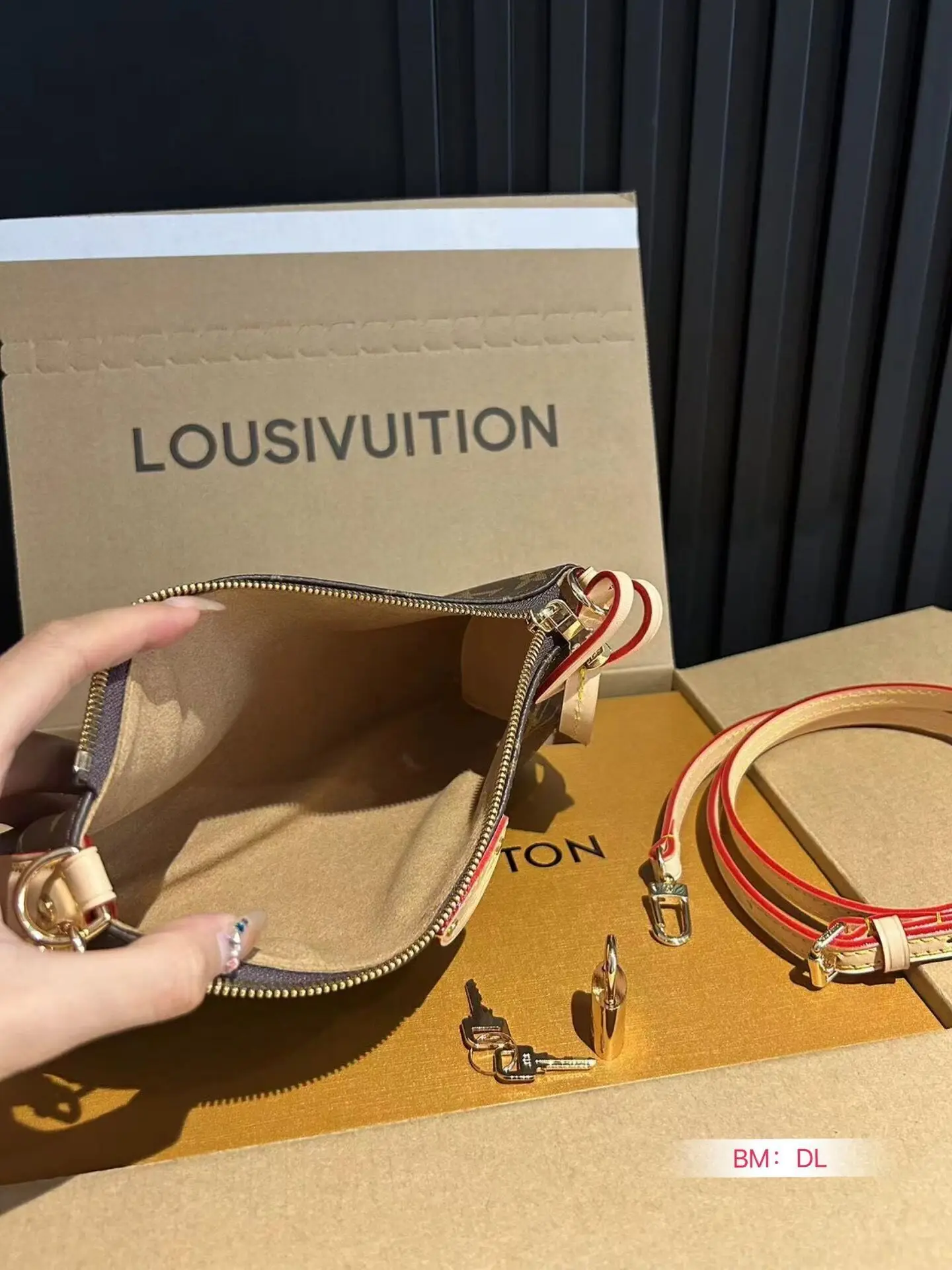 Vuitton LV Louis Tote Cope 1:1 2024 Новая Женская Сумка-кошелек Через Плечо Модная