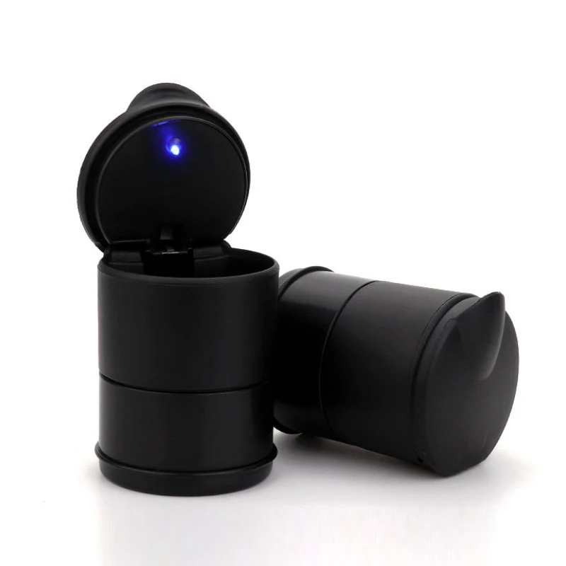 

1PCS Portable Car Ashtray with LED Light Cigarette Cigar Ash Tray Automatic Light Indicator Ashtray Smoking Accessoires