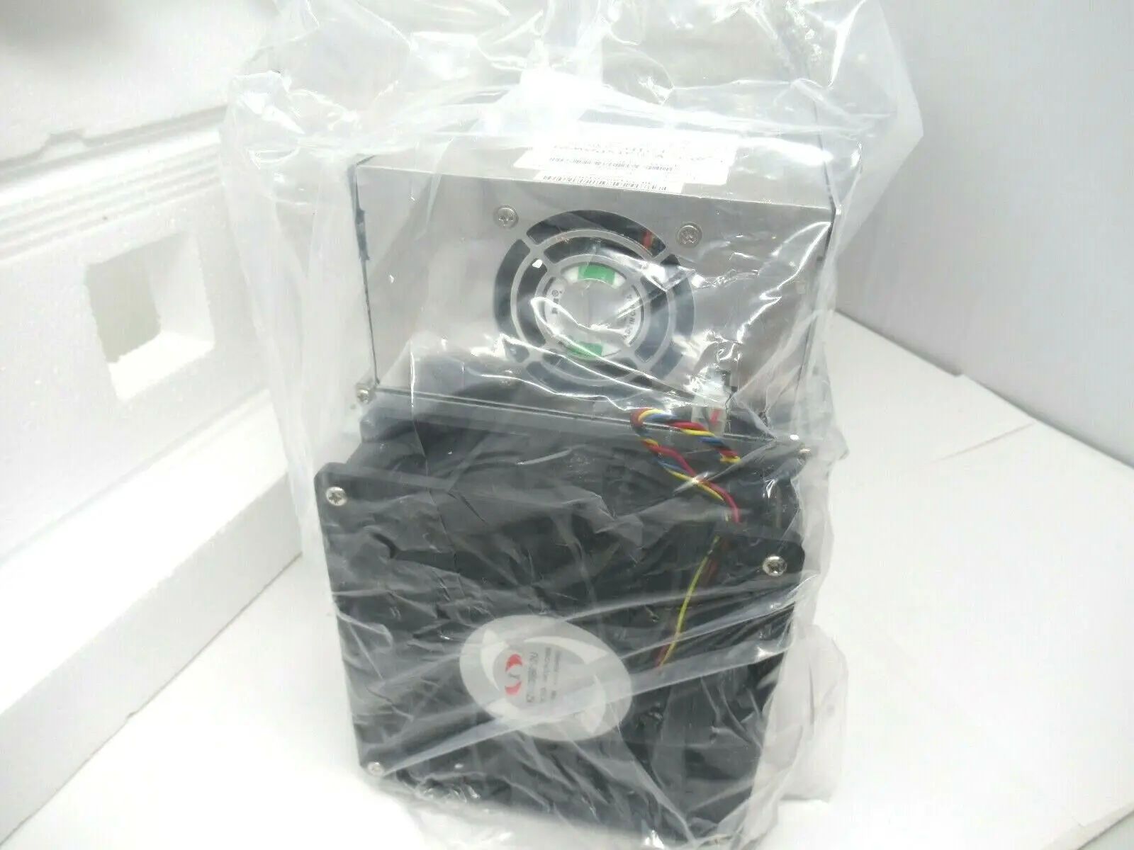 

Купите 2 и получите 1 бесплатную Биткоин Whatsminer Micro BT M21s 54-56TH/S BTC Майнер