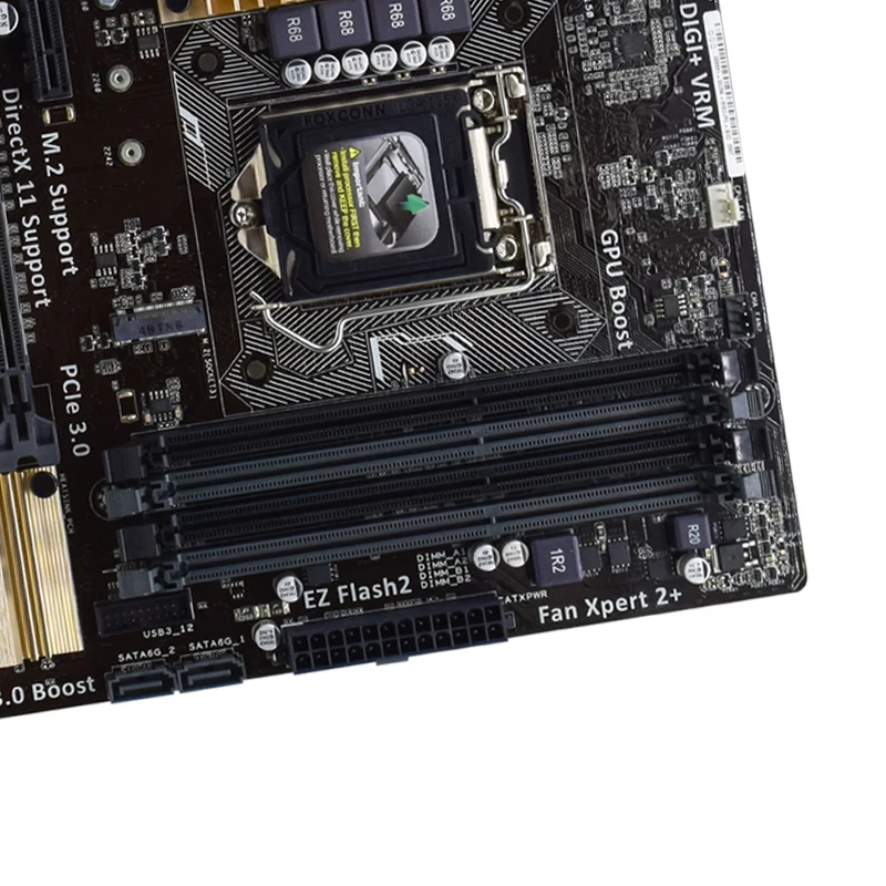 Комплект материнской платы ASUS Z97-P с процессором I5 4690 и памятью DDR3 8 Гб * 2 комплект