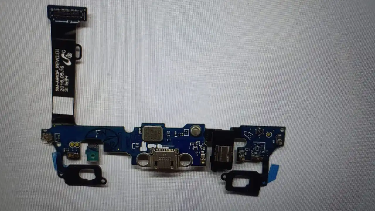 

50 Pcs Original For Samsung Galaxy A9 Pro/ A910F Charging Port