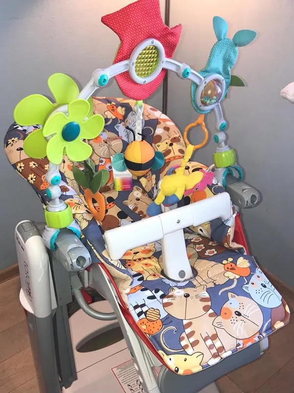 Сменный вкладыш Стрекоза к стулу для кормления бренда Peg Perego Tatamia. Хлопок Кошки |