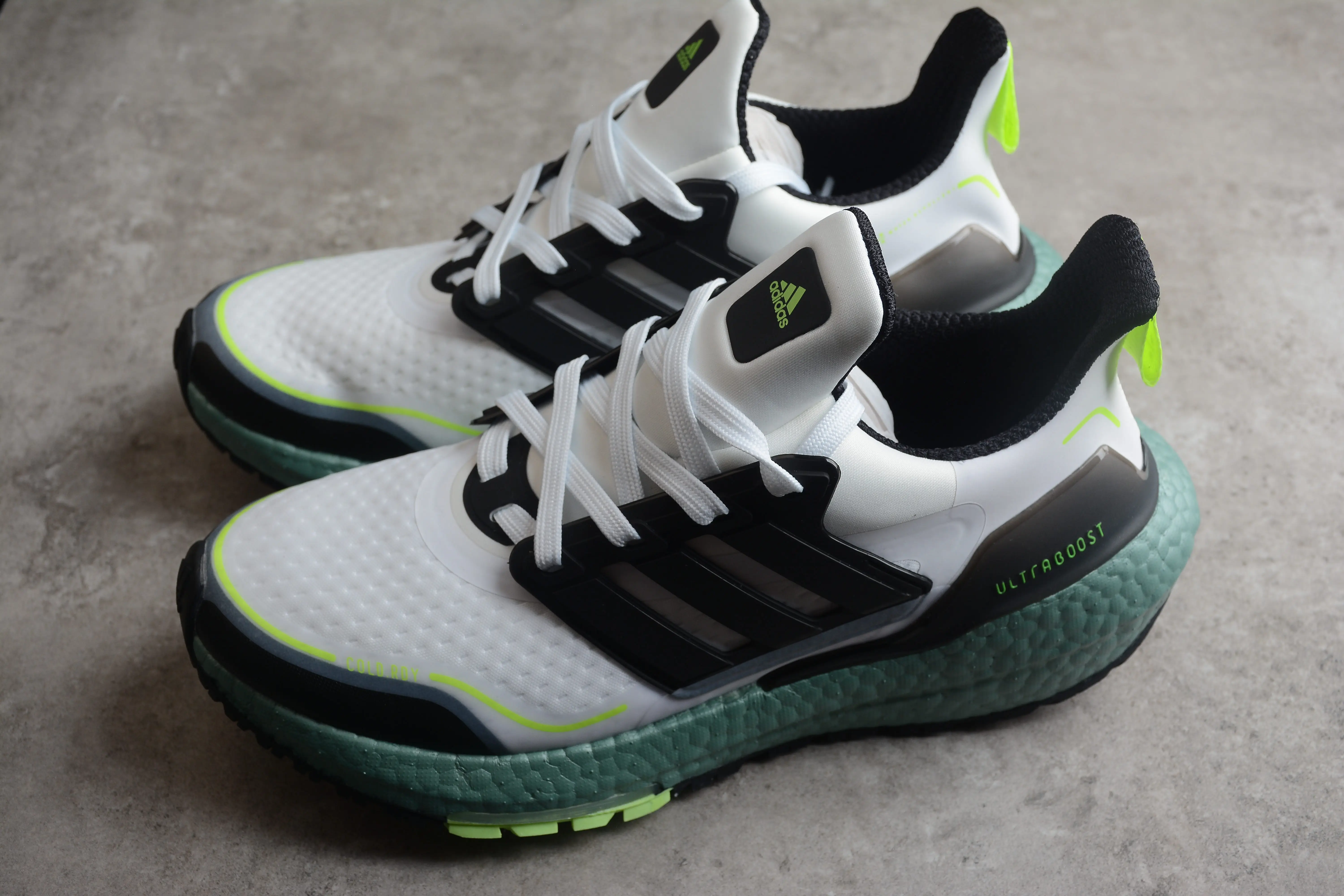 Кроссовки Ultra Boost 21 UB21 S23898