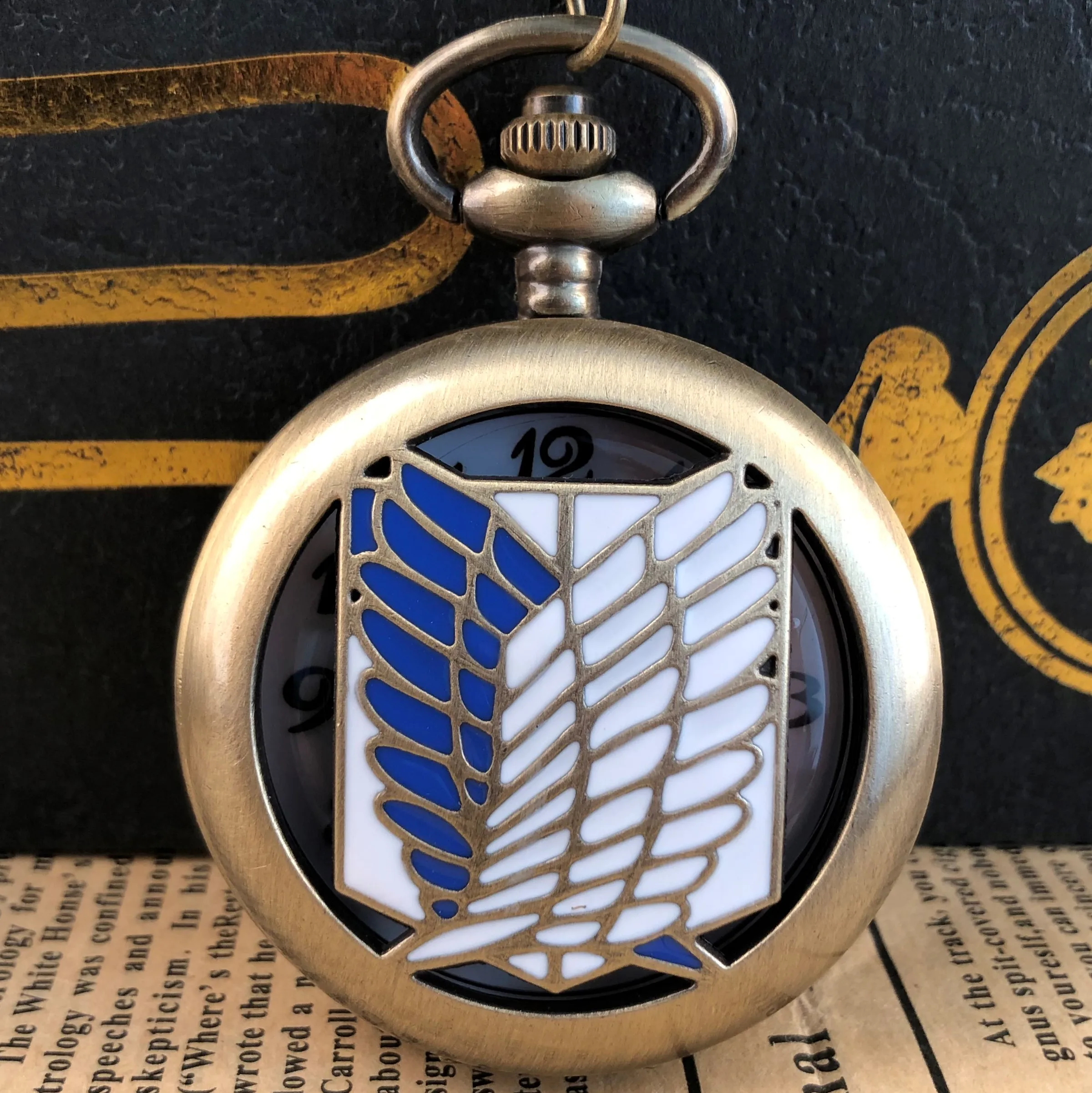 Бронзовые винтажные кварцевые карманные часы с узором крыльев Детские аниме