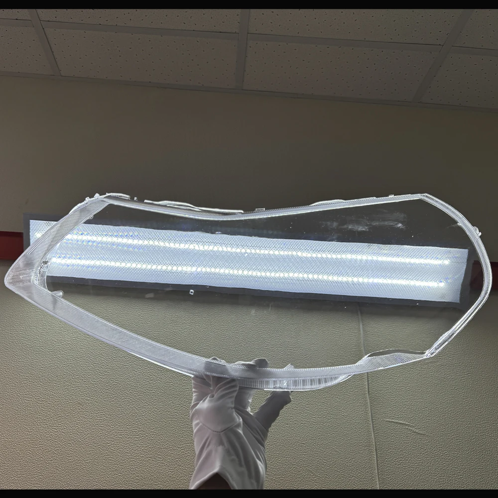 УЦЕНЕННОЕ стекло для фары Suzuki SX4 (2006-2016) Левое №6