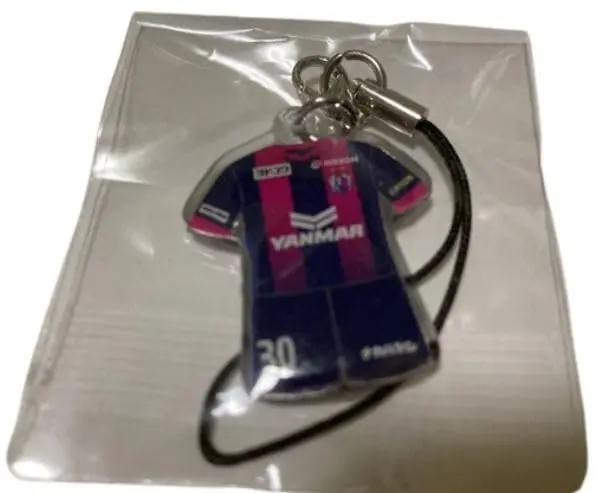 Брелок для ключей Cerezo Osaka Gacha 2023 Летняя униформа 30 Миоя Саката |
