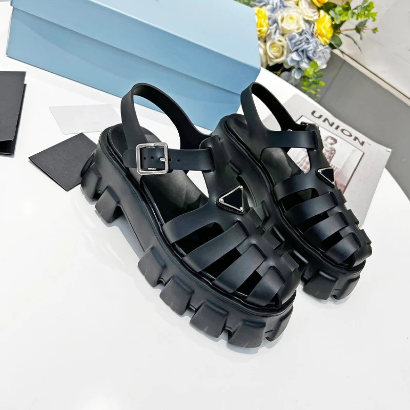 

2023 Luxurious Genuine Leather Pig Cage Shoes Summer Sawtooth Roman Braided Platform Shoes Women's Casual Holiday Luxury Sandals