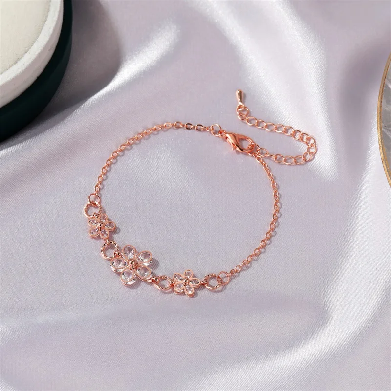 

Fashion Elegant Crystal Flower Charm Bracelet Girl Personality Minimalist Flowers Bracelets for Women Wedding Party Jewelry Gift