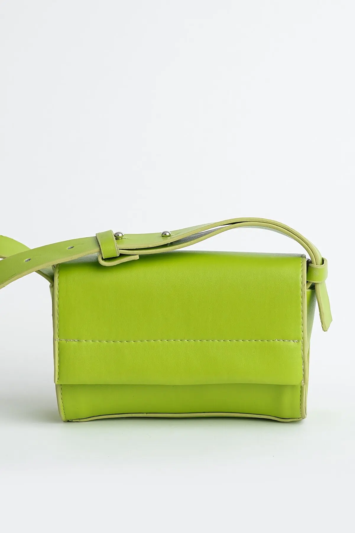 

Women Hand Shoulder Bag