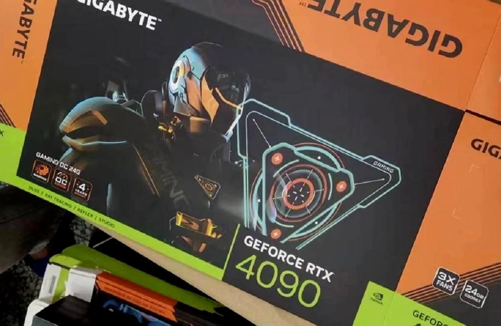 

Видеокарта GIGABYTE GeForce RTX 4090 GAMING OC 24G
