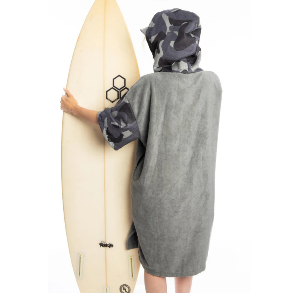 Полотенце-пончо унисекс камуфляжный халат для дайвинга с капюшоном и карманом