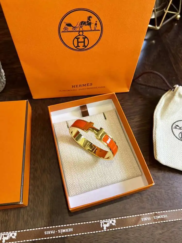 точная копия 1:1 Женское Письмо Браслет - Цена: 