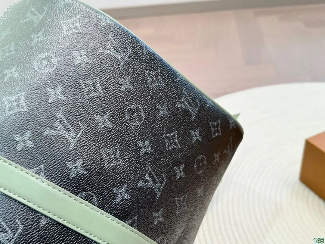 Классический Роскошный Стиль Louis Vuitton Реплика Стиля 1:1 Через Плечо Для