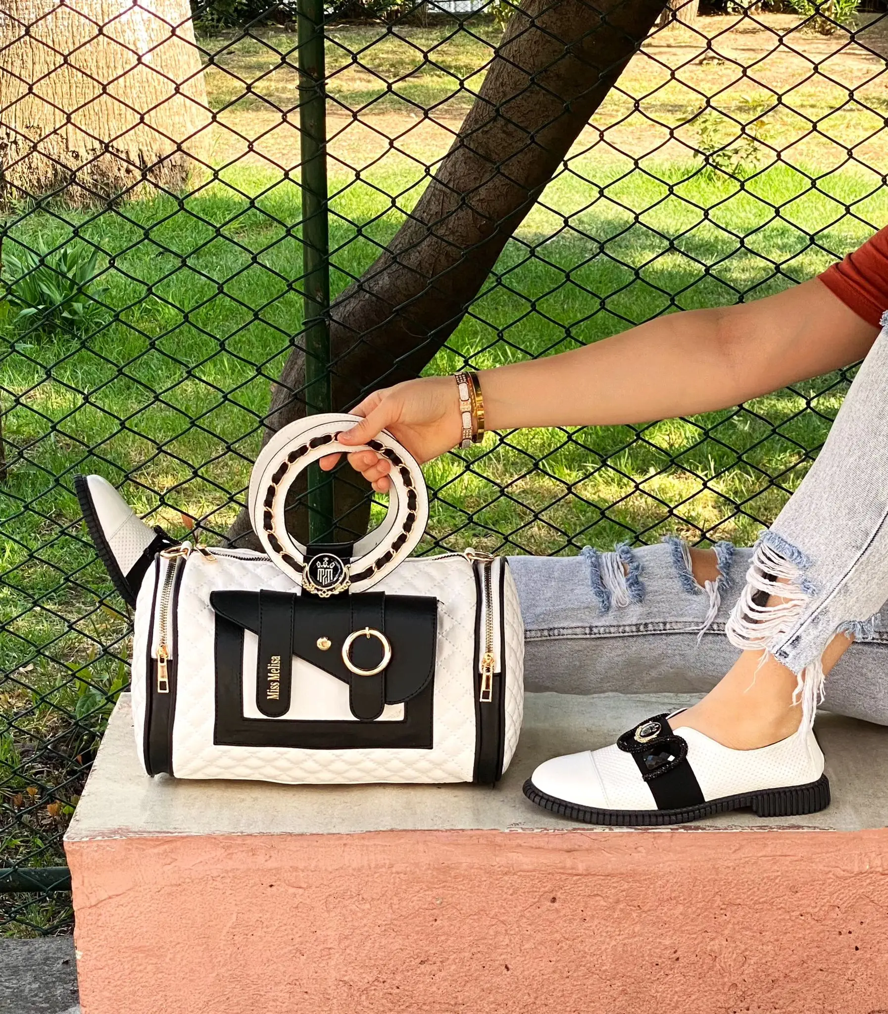

Miss Melisa 2022 Model Stone Shoes bag for you Code B142