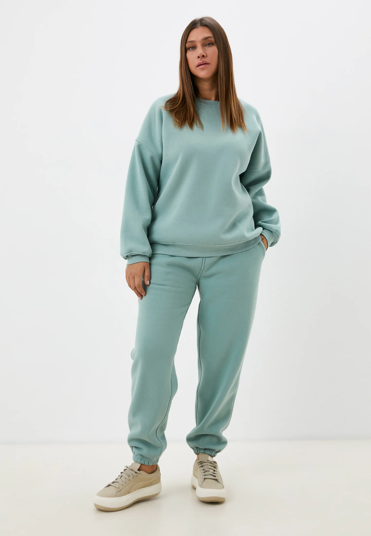 Женский спортивный однотонный пуловер свитшот флисовый оверсайз