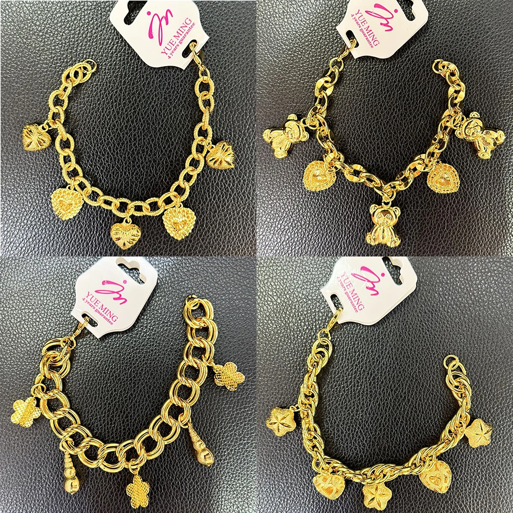

Fashion Charm Bracelets Women Heart Hand Chains 20cm Link Chain Copper Bracelet Gift High Quality Gold Plated Jewelry Accessory