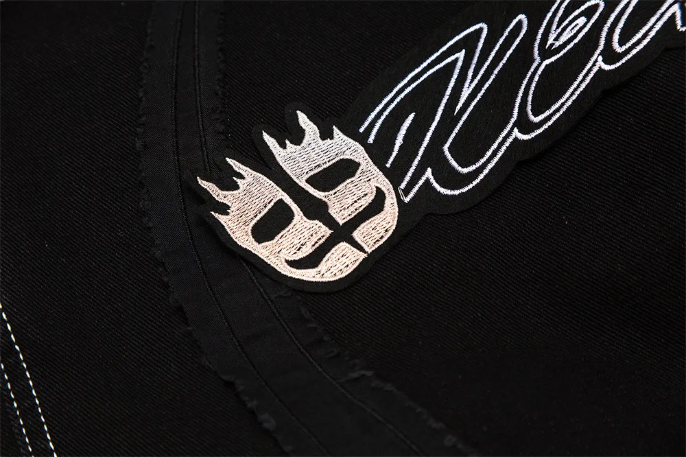 Harajuku Striped Patchwork Skull Embroidery Retro Mens Jeans Pants Women Oversize Straight Y2K Casual Denim Trousers Streetwear